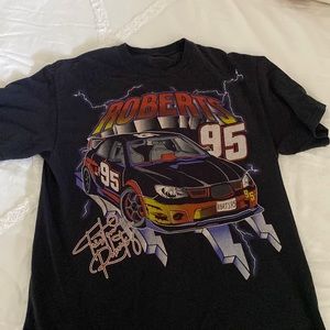 Graphic Brandy Melville t-shirt!